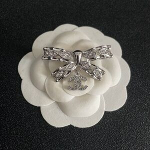 Chanel's new pearl brooch